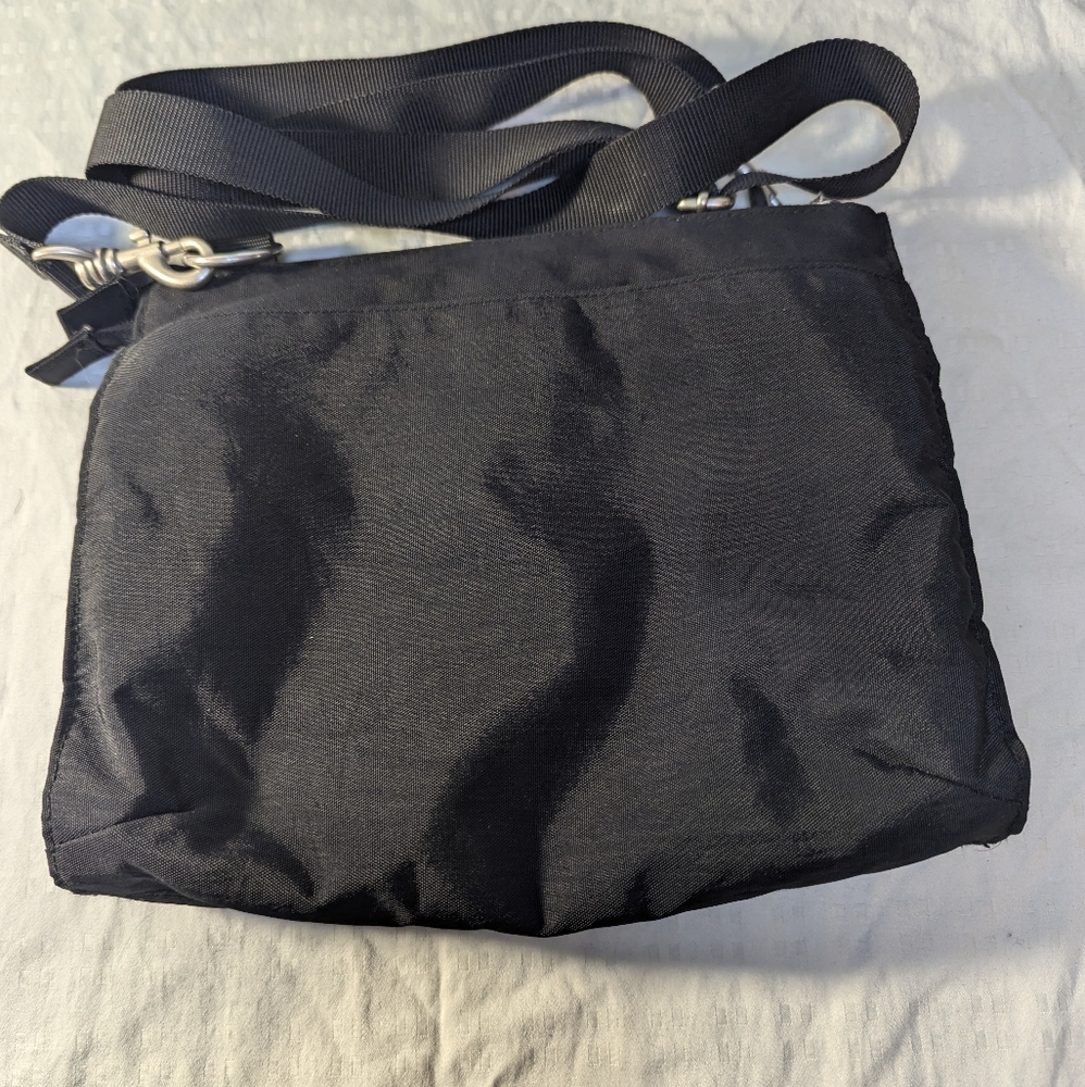 Baggallini Black Crossbody Bag - Picture 8 of 8